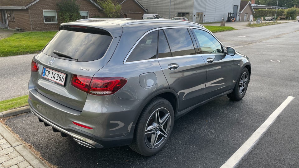 Mercedes GLC300 2,0 AMG Line aut. 4Matic 5d