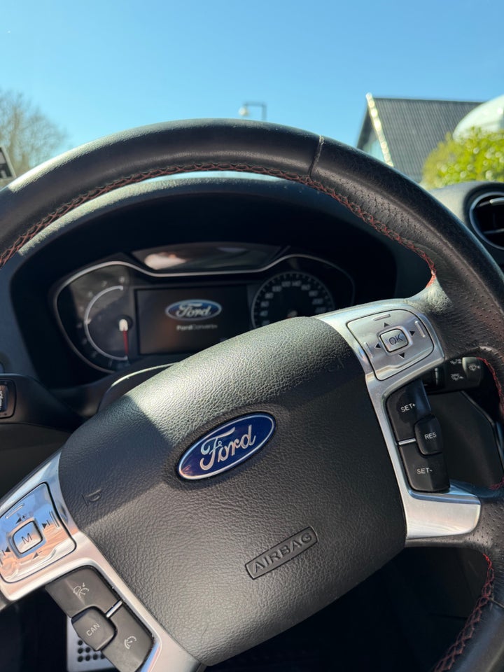 Ford Mondeo 2,0 SCTi 203 Titanium stc. aut. 5d