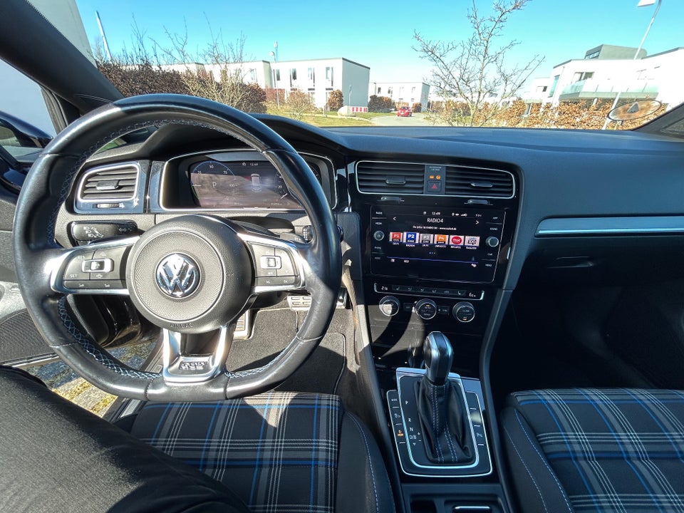 VW Golf VII 1,4 GTE DSG 5d