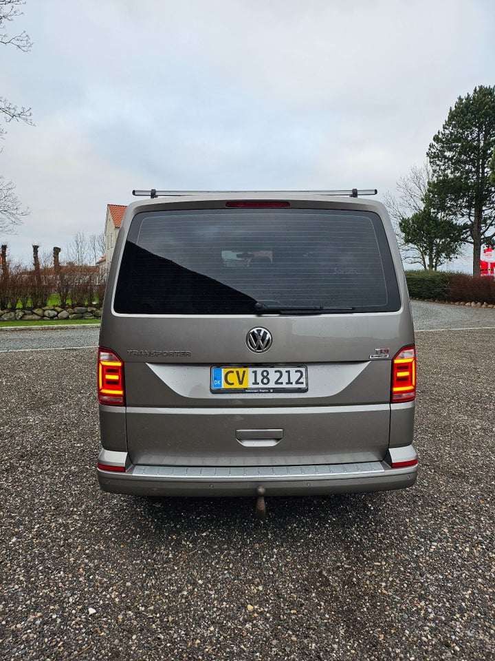 VW Transporter 2,0 TDi 180 Kassevogn lang DSG