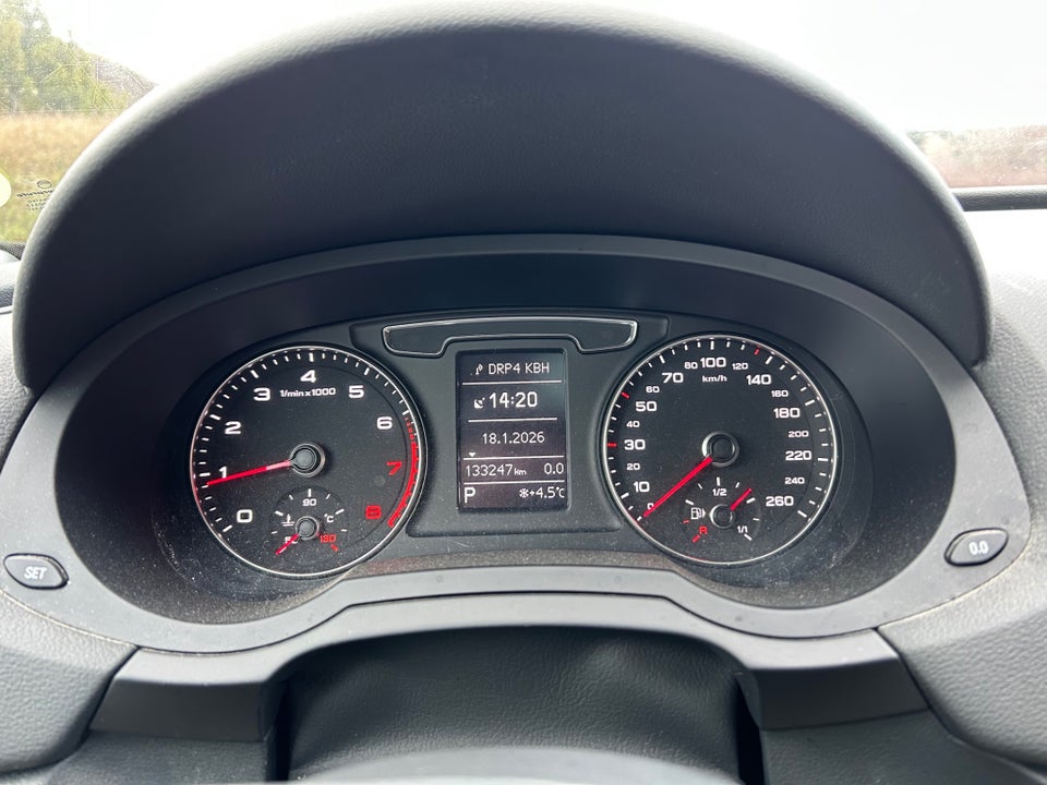 Audi Q3 1,4 TFSi 150 S-tr. 5d