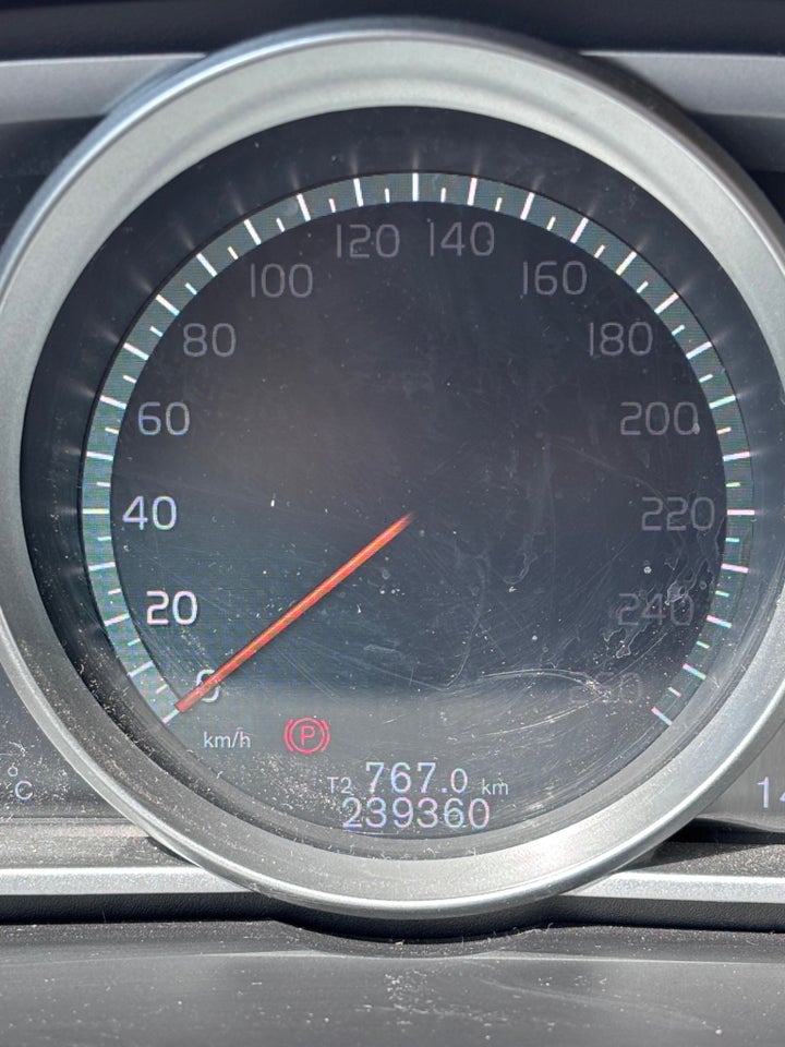 Volvo V40 CC 2,0 T3 152 Momentum 5d