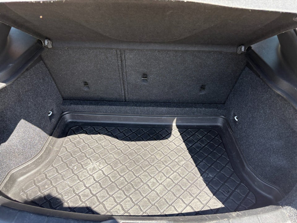 Volvo V40 2,0 D2 120 Business Advanced 5d