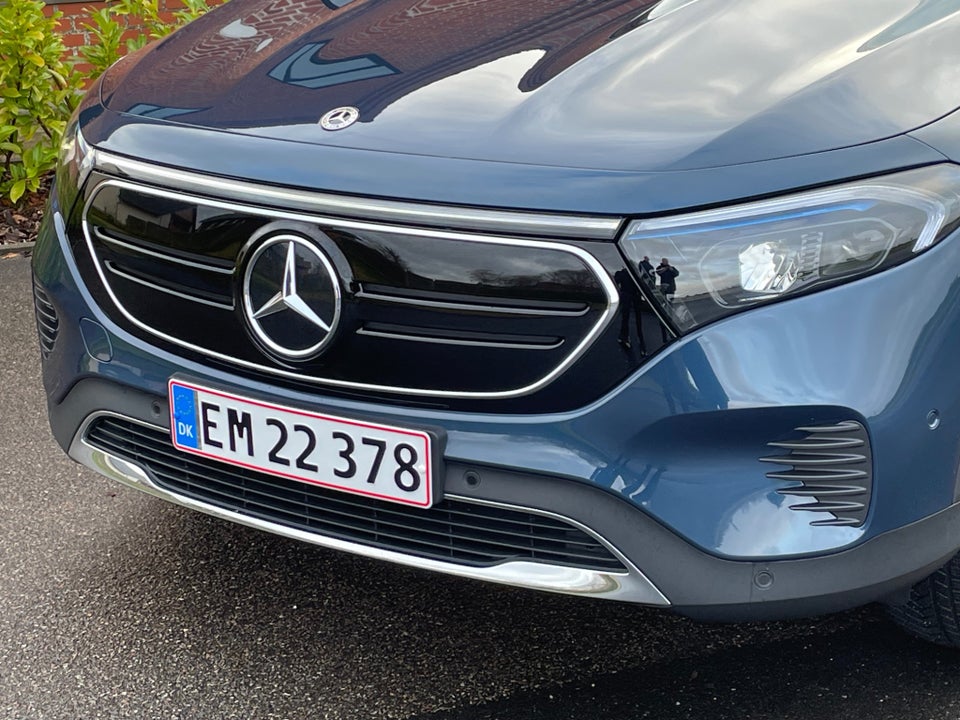 Mercedes EQB250 Progressive 5d