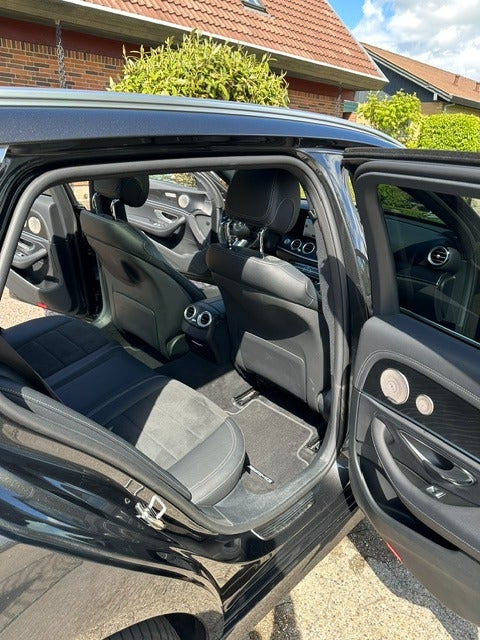 Mercedes E300 e 2,0 AMG Line stc. aut. 5d