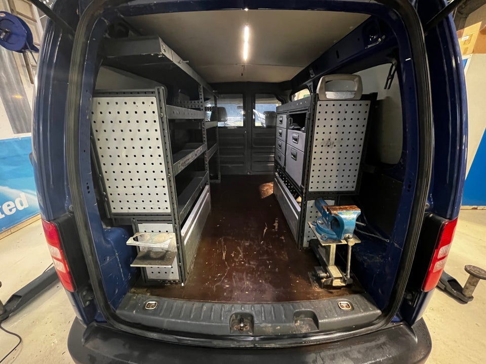 VW Caddy Maxi 1,6 TDi 102 BMT Van 4d
