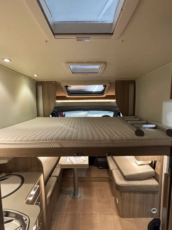 LMC Element T 748 2,3 MJT 140 3d