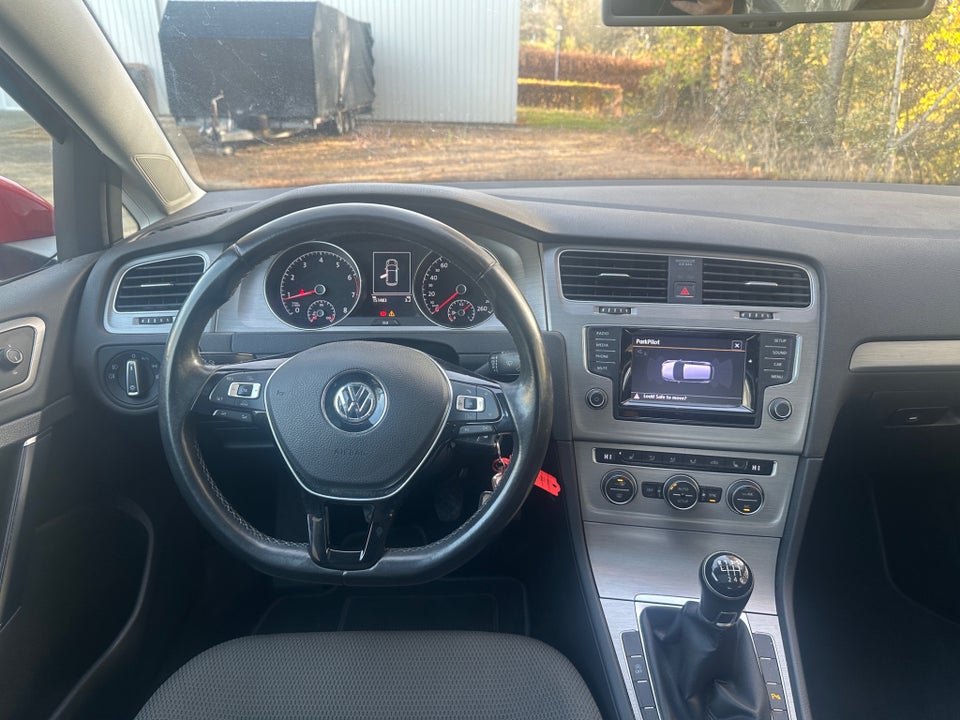 VW Golf VII 1,4 TSi 122 Comfortline BMT 5d