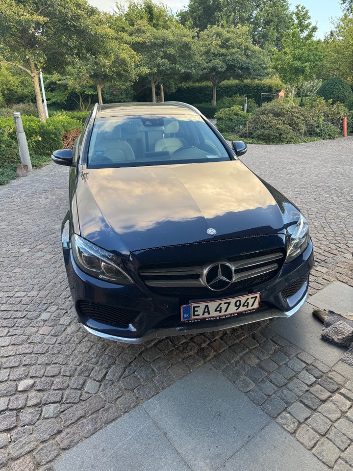 Mercedes C220 d 2,2 AMG Line stc. aut. 5d