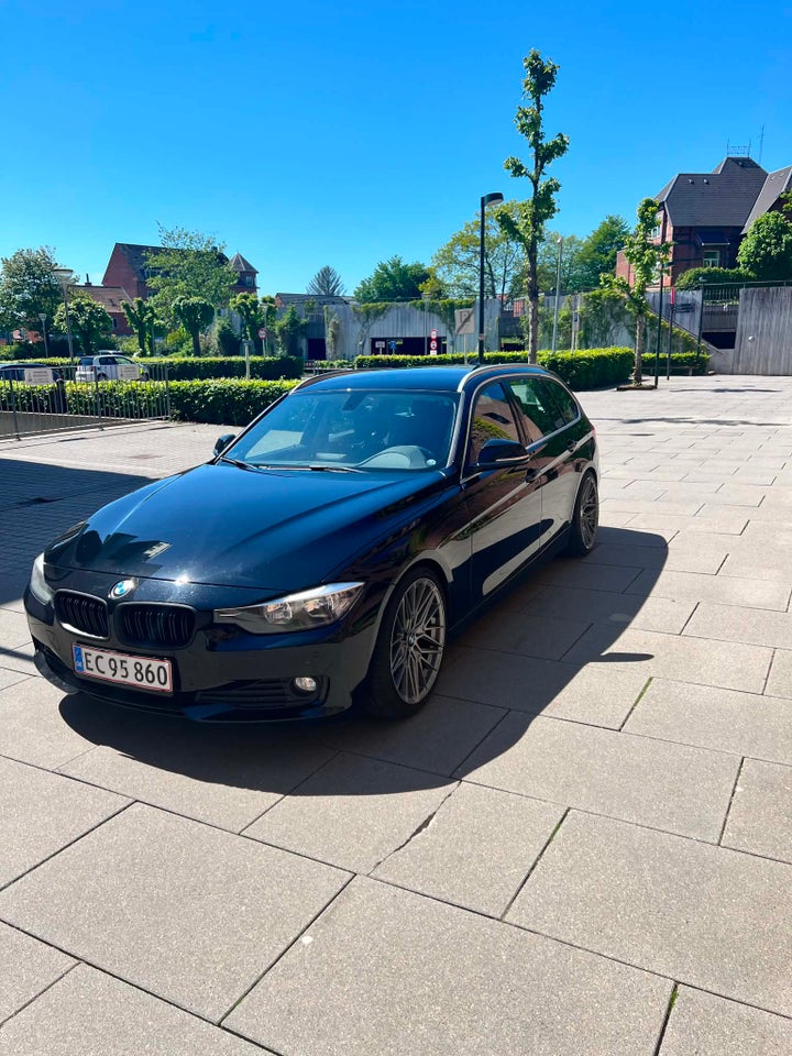 BMW 320d 2,0 Touring aut. 5d