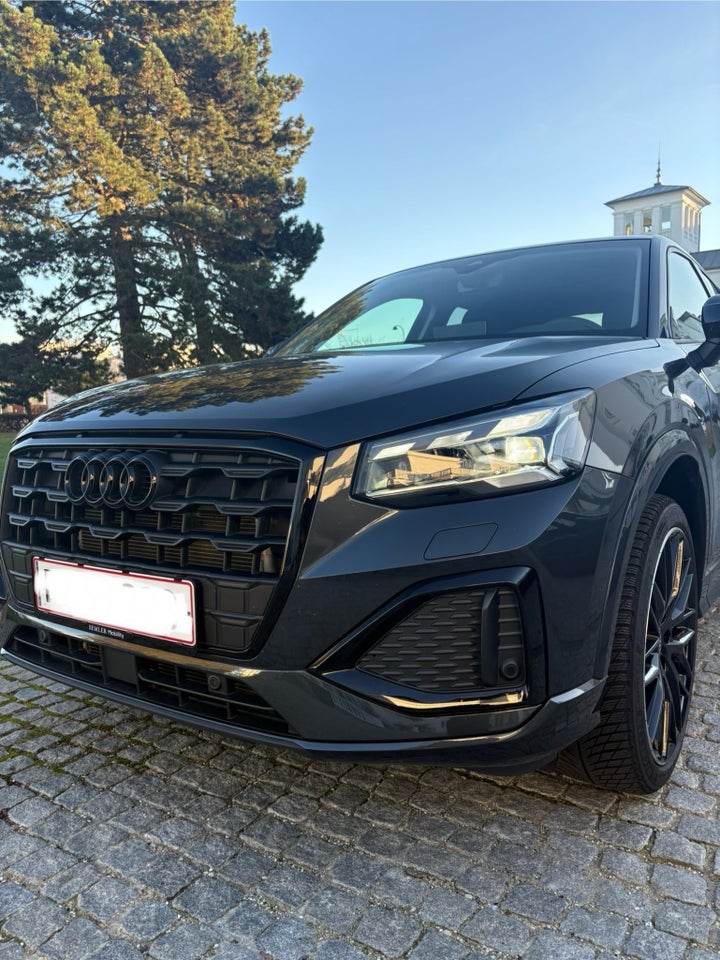 Audi Q2 35 TFSi Prestige S-tr. 5d