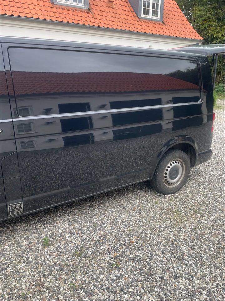 VW Transporter 2,0 TDi 140 Kassevogn DSG lang