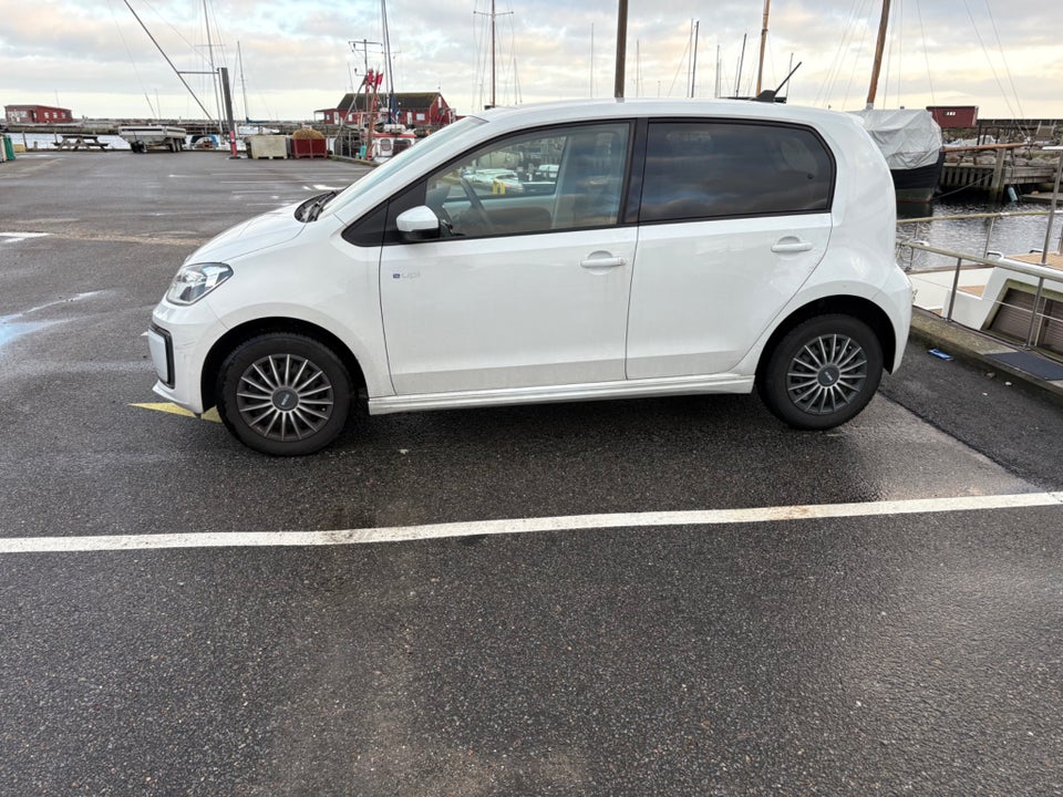 VW e-Up! High Up! 5d