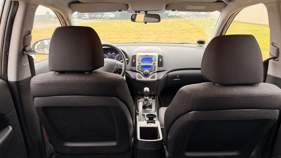 Hyundai i30 1,6 CRDi 90 Blue Drive 5d