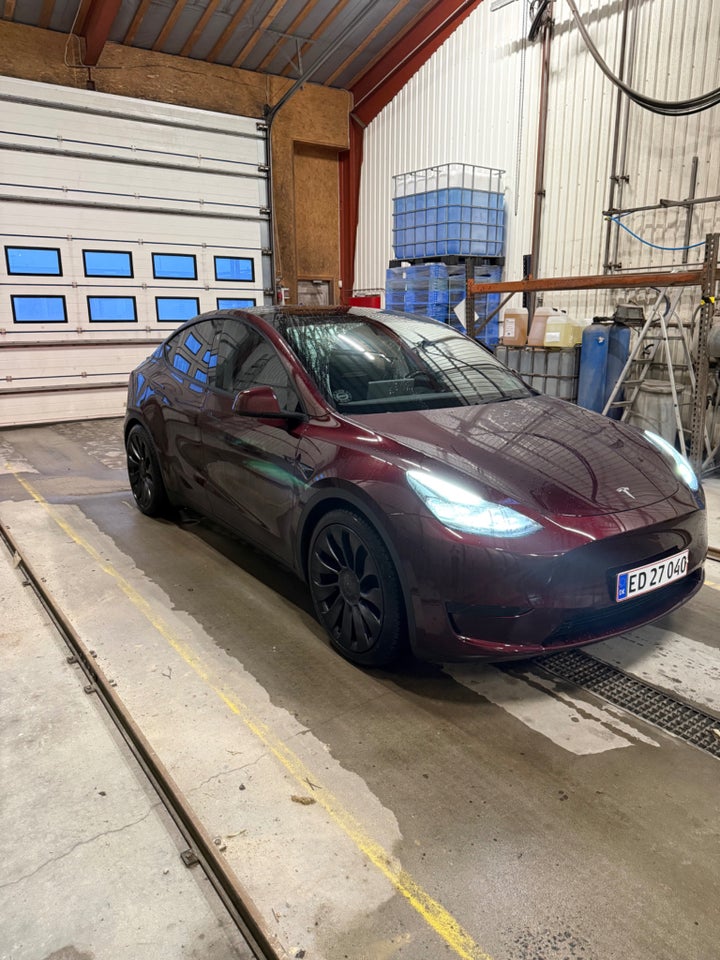 Tesla Model Y RWD 5d