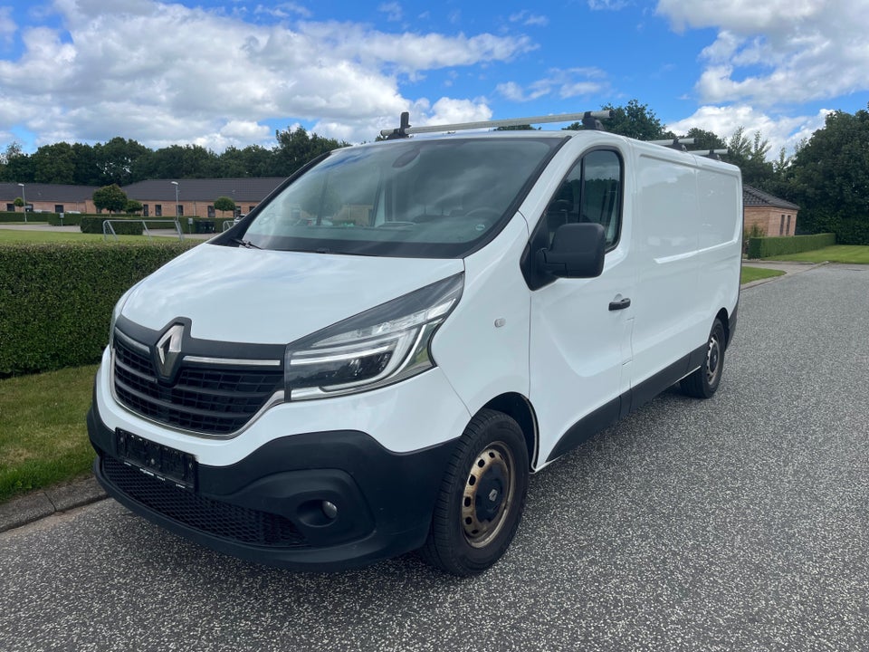 Renault Trafic T29 2,0 dCi 145 L2H1
