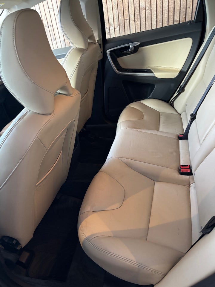 Volvo XC60 2,0 D3 150 Momentum aut. 5d