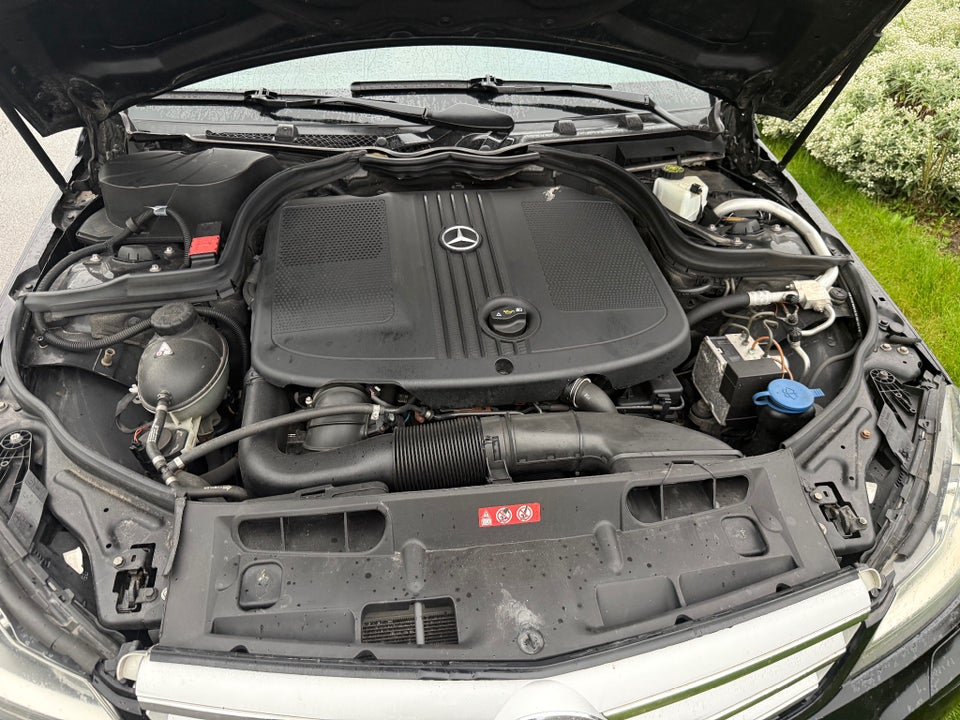 Mercedes C200 2,2 CDi AMG Line stc. 5d