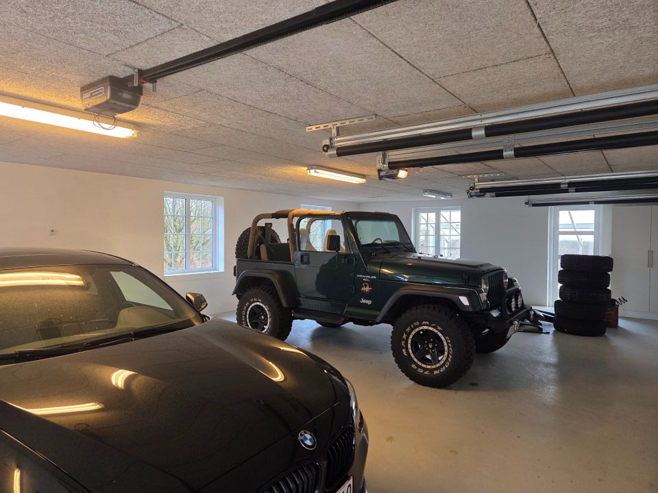Jeep Wrangler 4,0 Sport 3d