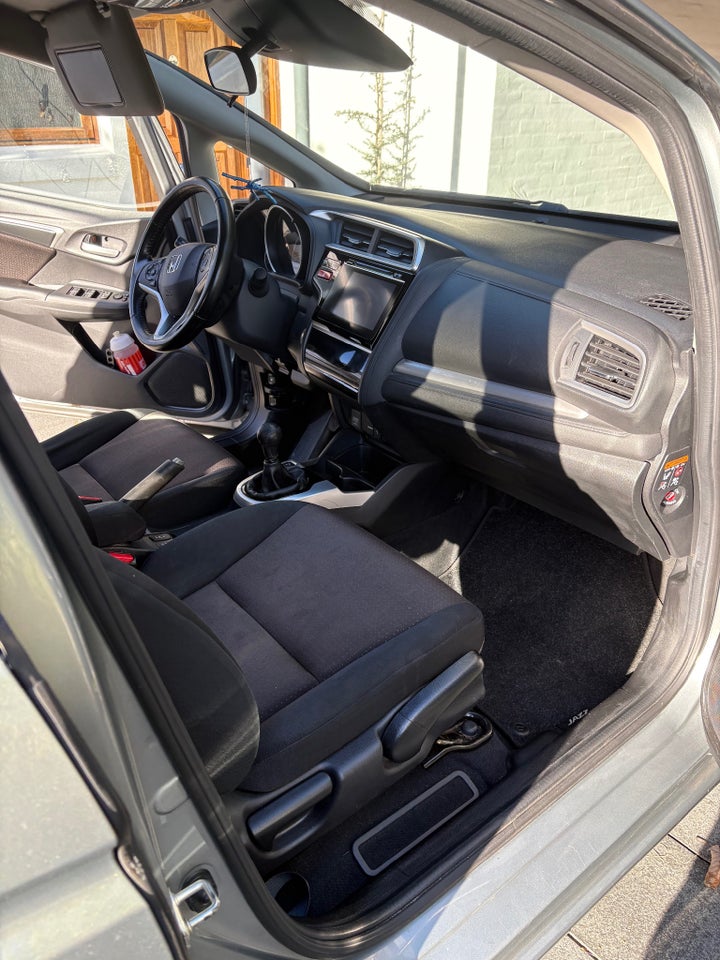 Honda Jazz 1,3 i-VTEC Elegance 5d