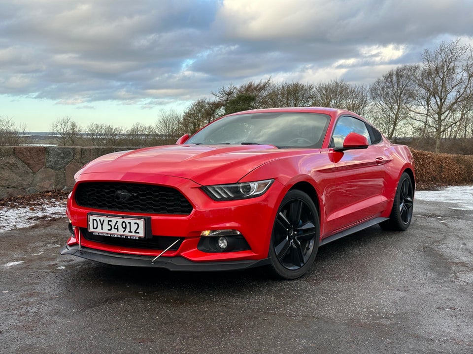 Ford Mustang 2,3 EcoBoost Fastback 2d