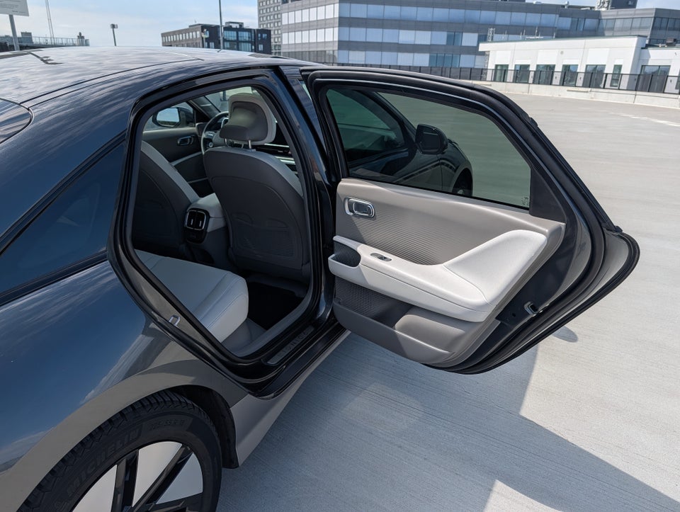 Hyundai Ioniq 6 77 Ultimate 4d