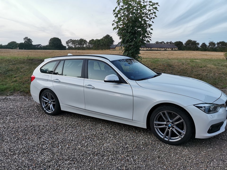 BMW 330d 3,0 Touring aut. 5d