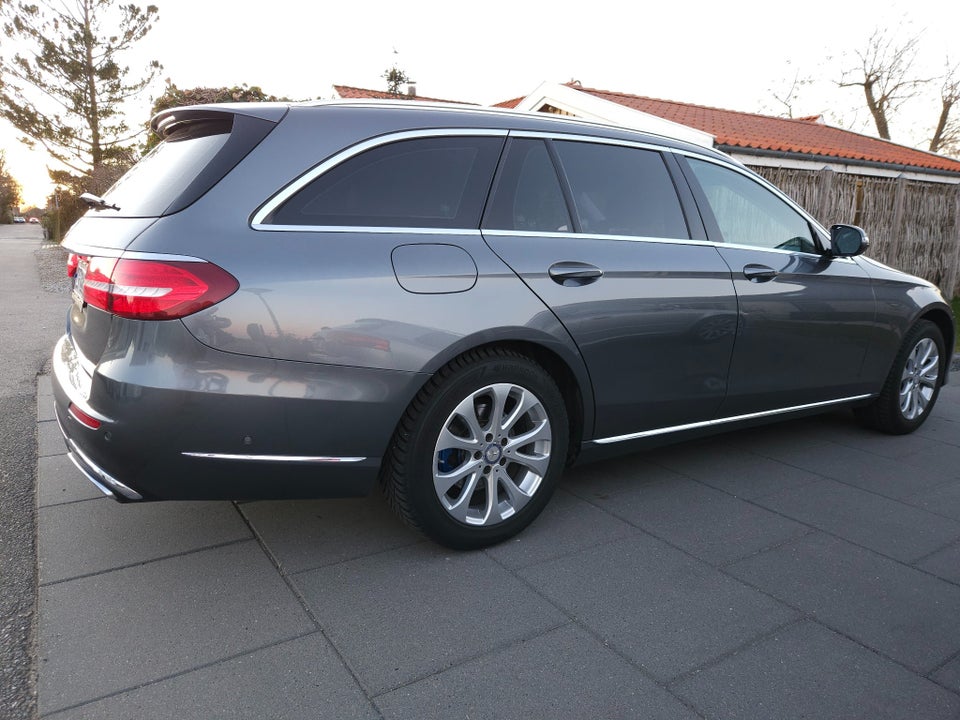 Mercedes E220 d 2,0 Exclusive stc. aut. 5d