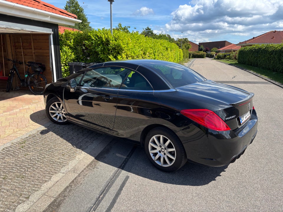 Peugeot 308 1,6 VTi 120 CC 2d