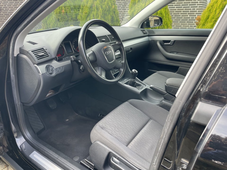 Audi A4 1,8 T 163 Avant 5d