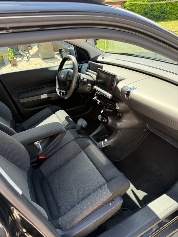 Citroën C4 Cactus 1,6 e-HDi 92 Shine ETG6 5d