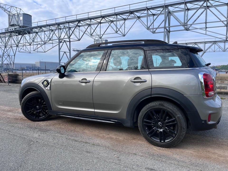 MINI Countryman Cooper SE 1,5 Essential Edition aut. ALL4 5d