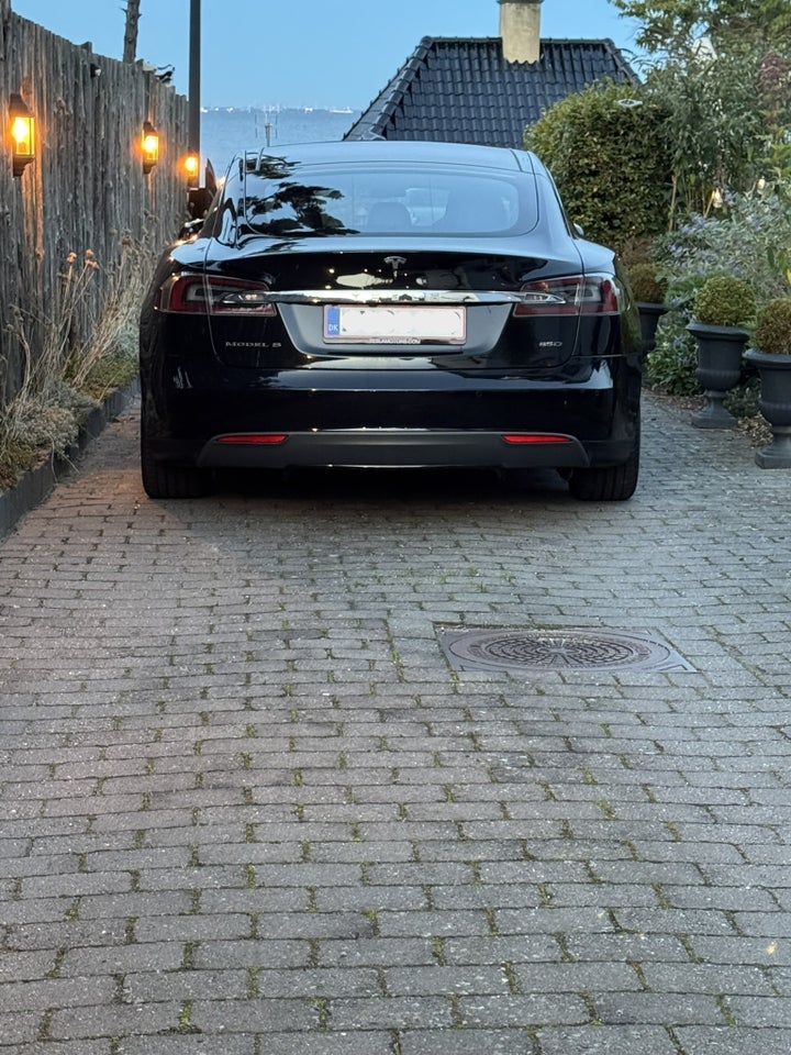 Tesla Model S 85D 7prs 5d