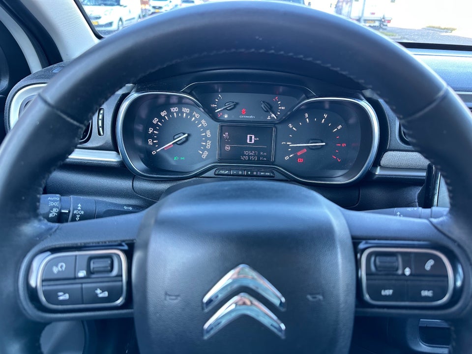 Citroën C3 1,2 PureTech 110 Shine 5d