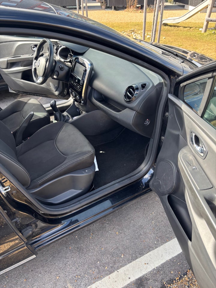 Renault Clio IV 0,9 TCe 90 Expression 5d