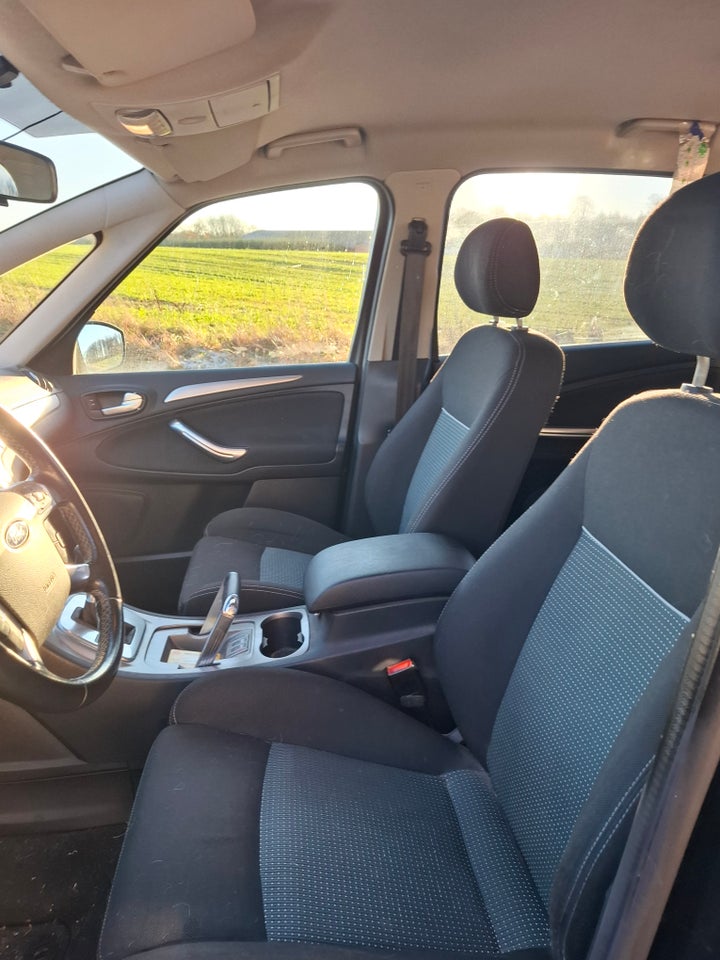 Ford S-MAX 2,0 TDCi 140 Titanium aut. 5d