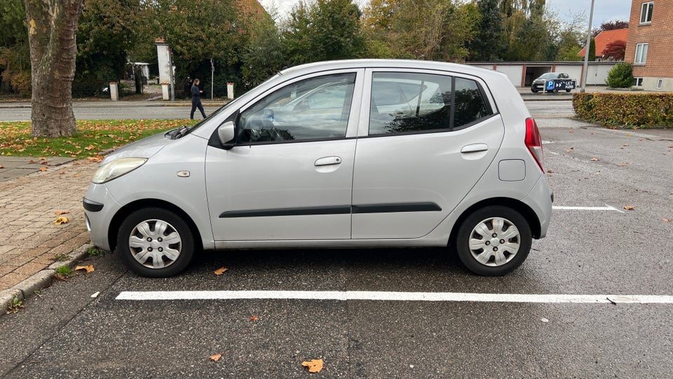 Hyundai i10 1,1 Classic 5d