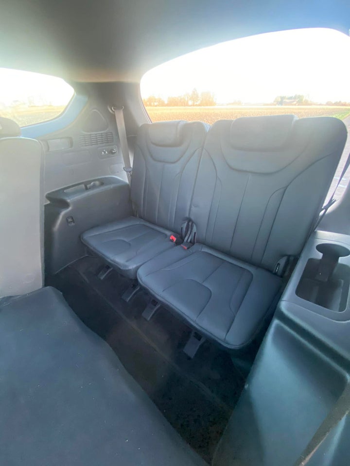 Hyundai Santa Fe 1,6 PHEV Essential aut. 4WD 7prs 5d