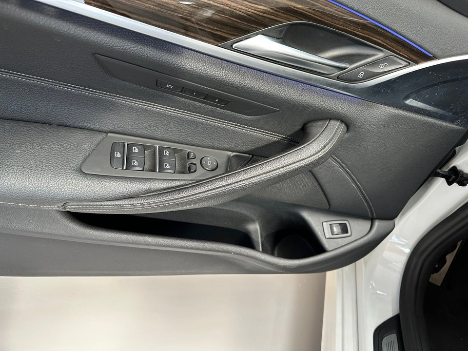 BMW 530d 3,0 Touring M-Sport xDrive aut. 5d