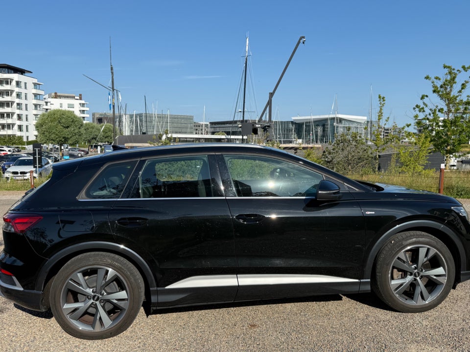 Audi Q4 e-tron 40 Attitude S-line 5d