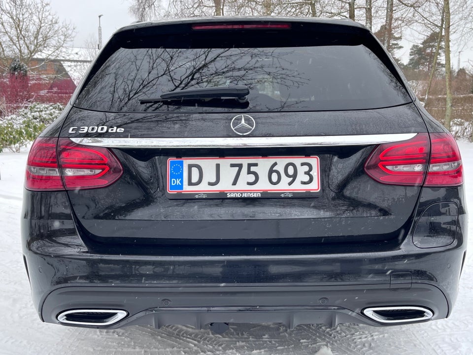 Mercedes C300 de 2,0 AMG Line Night Edition stc. aut. 5d