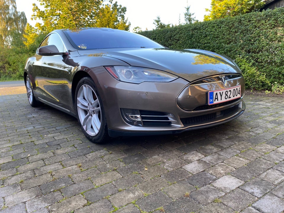 Tesla Model S 85D 5d