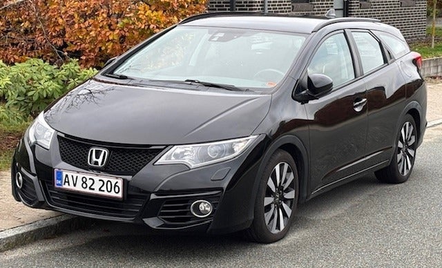 Honda Civic 1,6 i-DTEC Elegance Tourer 5d