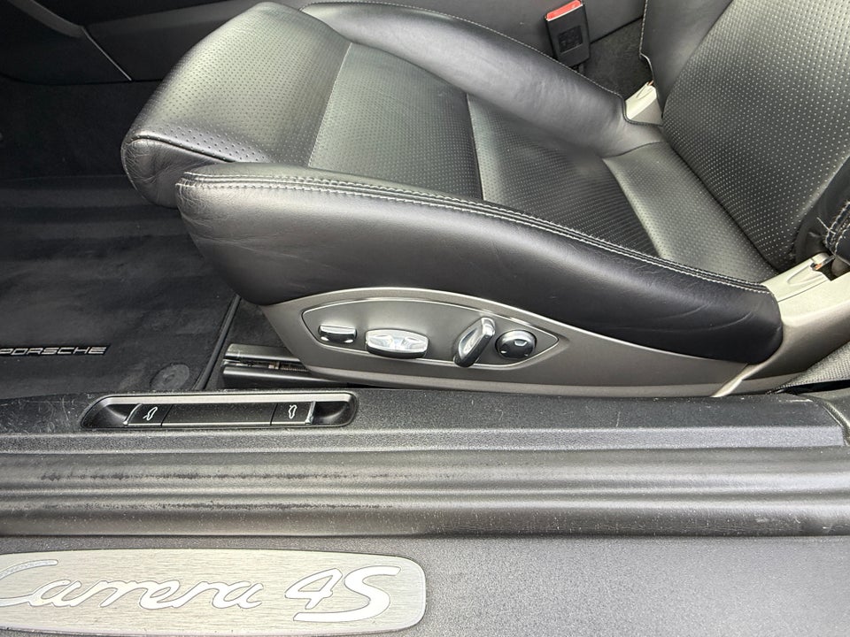 Porsche 911 Carrera 4S 3,8 Coupé PDK 2d