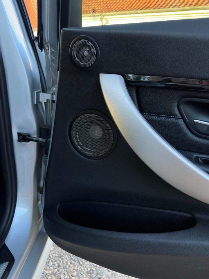 BMW 335d 3,0 Touring xDrive aut. 5d