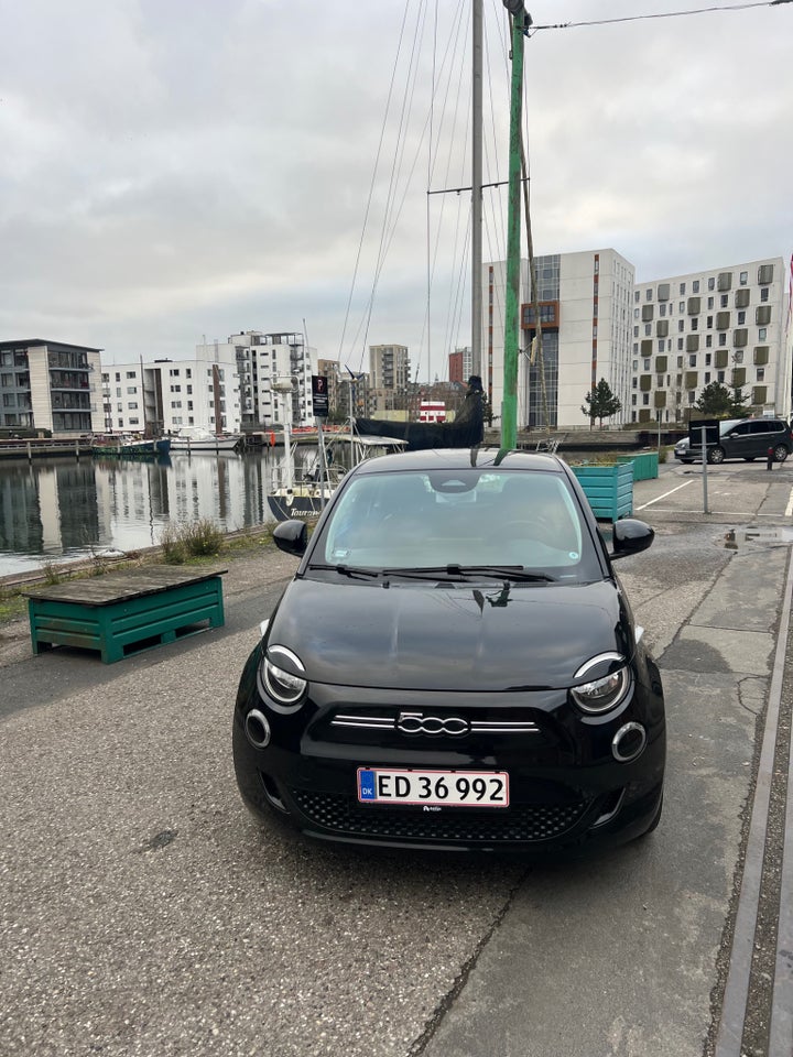 Fiat 500e 42 Icon 3d