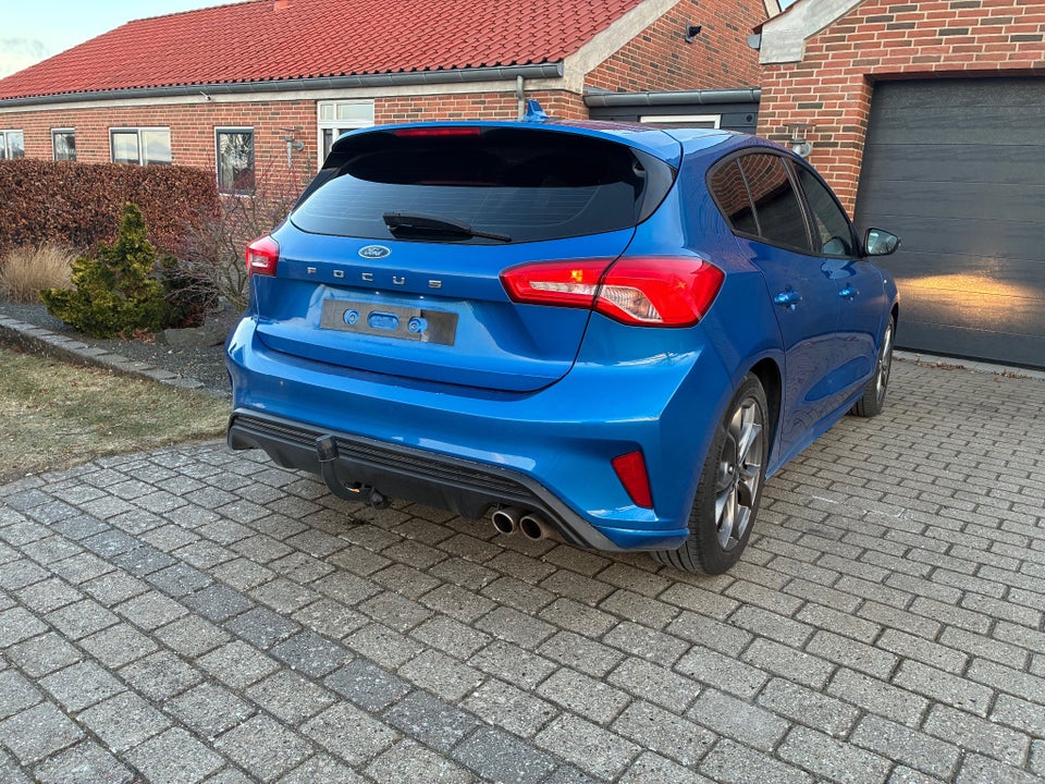 Ford Focus 1,0 EcoBoost ST-Line 5d