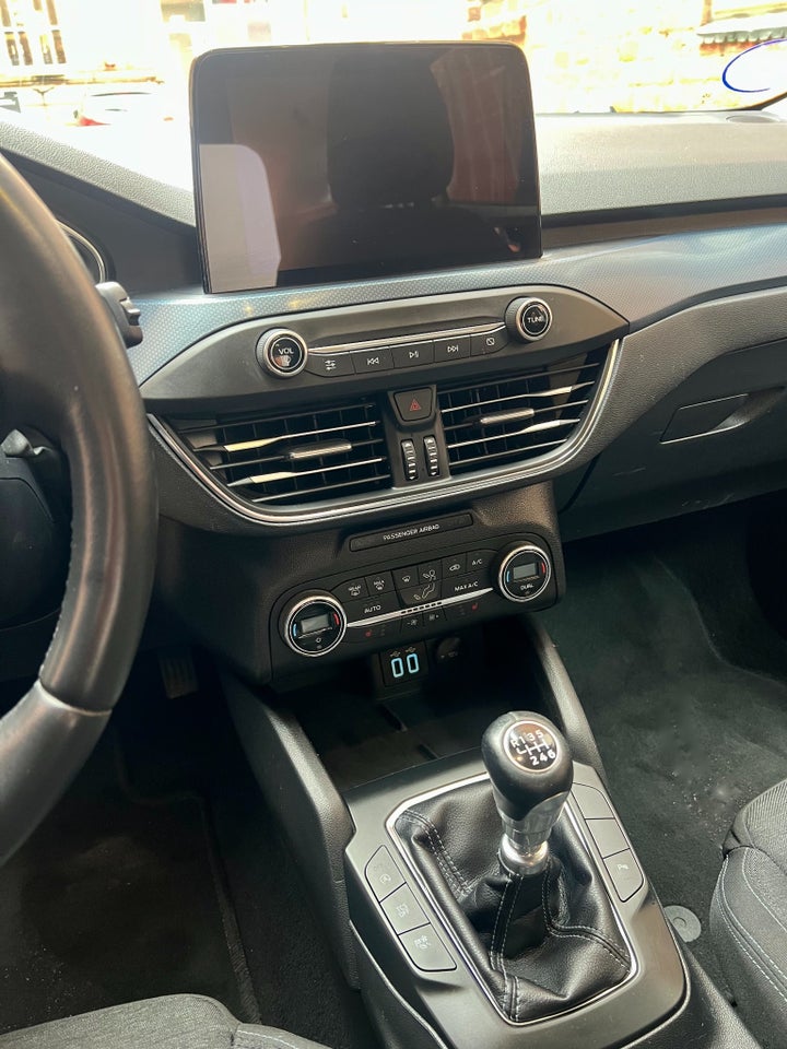 Ford Focus 1,5 EcoBlue Titanium Van 5d