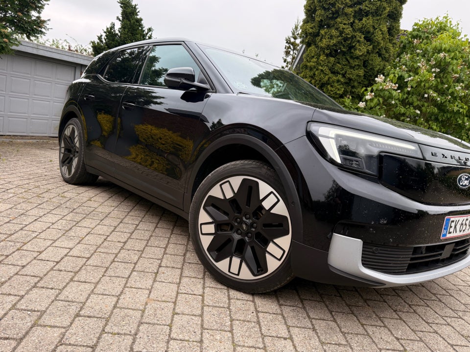 Ford Explorer 77 Premium Extended Range 5d