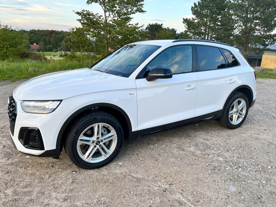 Audi Q5 40 TDi S-line Midnight Edition quattro S-tr. 5d